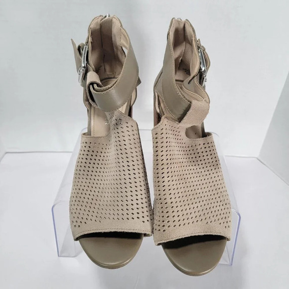 MARC FISHER Women's 8 Tan Stacked Chunky Heel Open Toe Ankle Strap Booties Boho - Picture 4 of 12